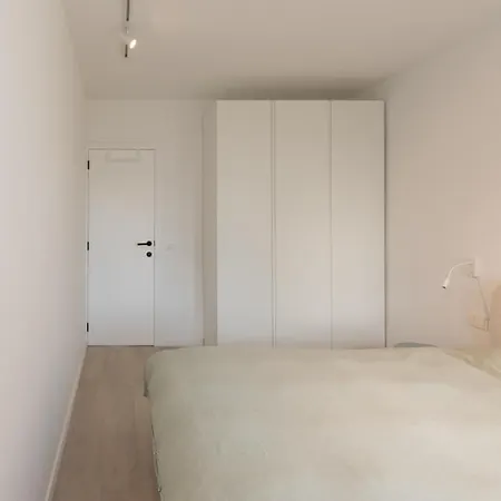 Eaustende 아파트 *
